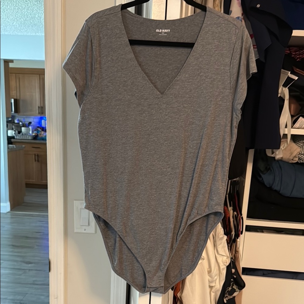 Old Navy Gray Fitted Bodysuit Top